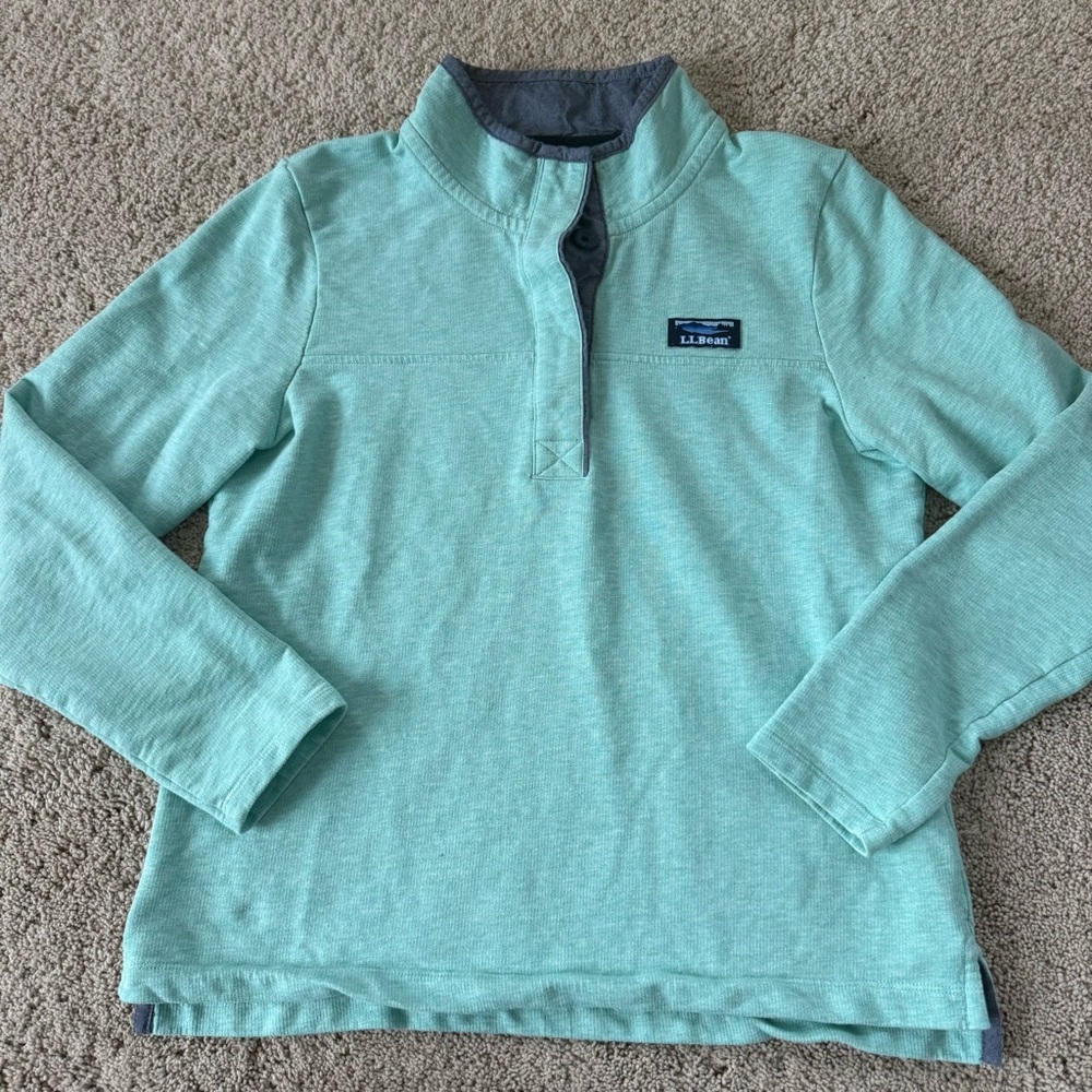 L.L. Bean Pullover S